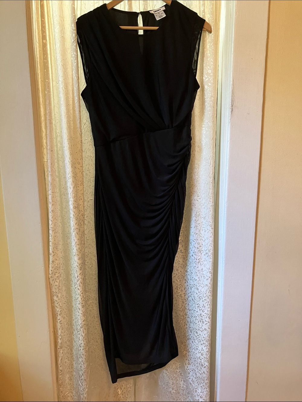 Dkny ruched wiggle dress size 10
